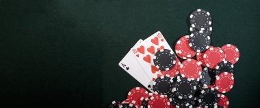 Close-up of Fortune Mouse spin button and bet controls on mobile screen
